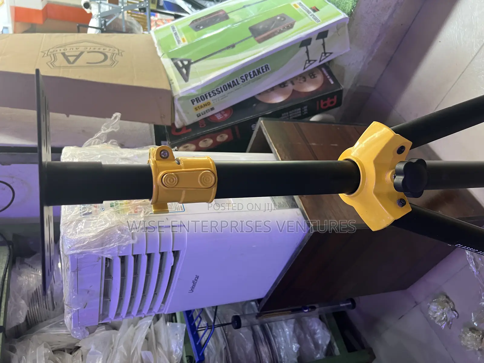 Speaker Stand
