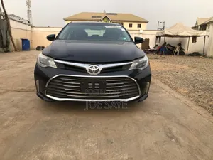 Toyota Avalon XLE FWDSedan (3.6L 6cyl 6A) 2016 Black