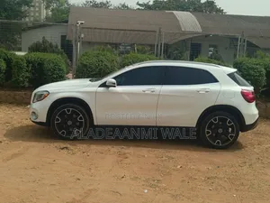 Mercedes-Benz GLA 250 2019 White
