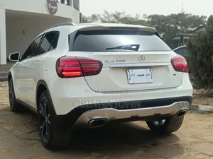 Mercedes-Benz GLA 250 2019 White