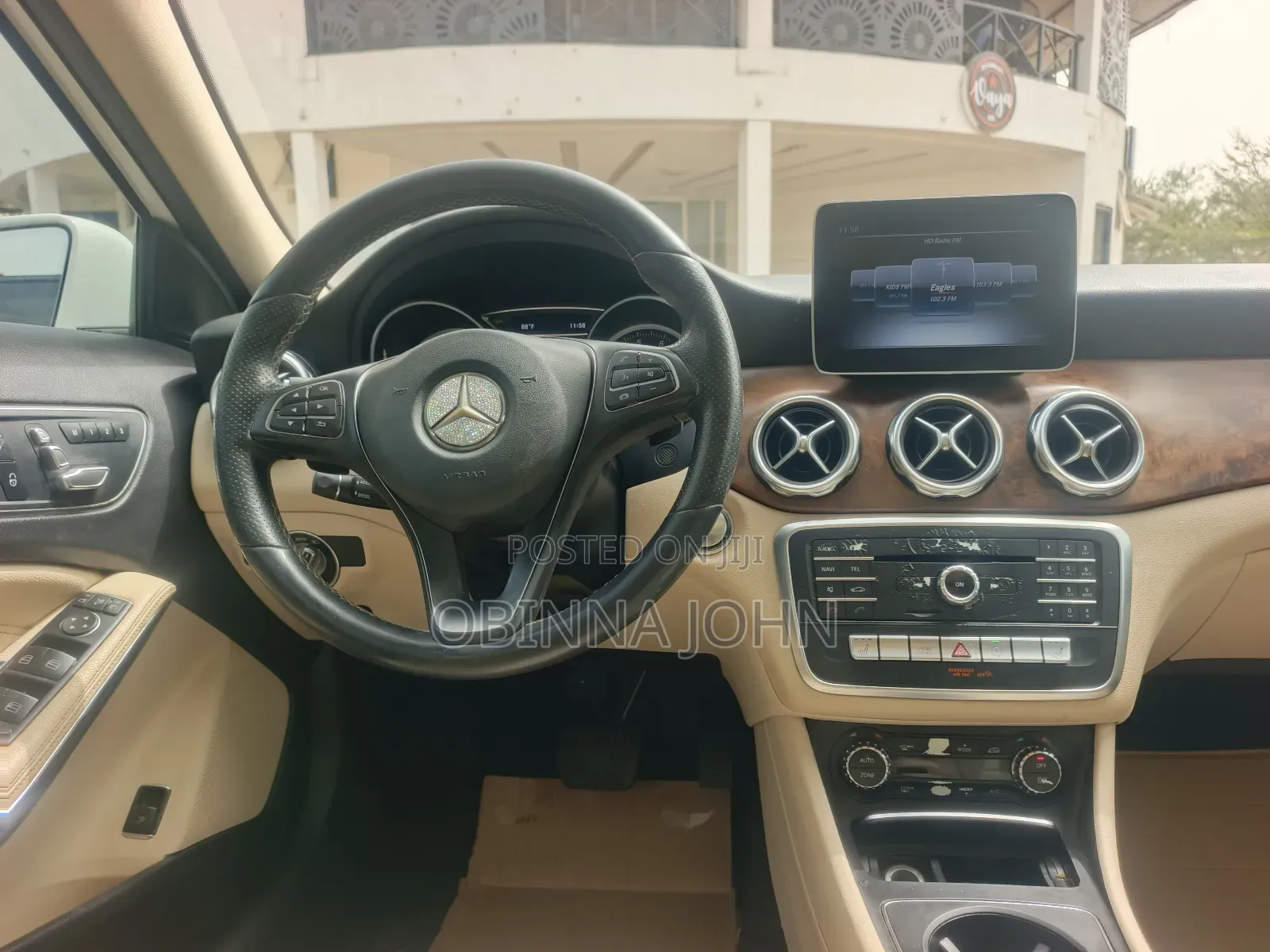 Mercedes-Benz GLA 250 2019 White