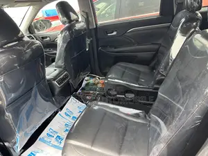 Toyota Highlander Limited Platinum 2019 Gray
