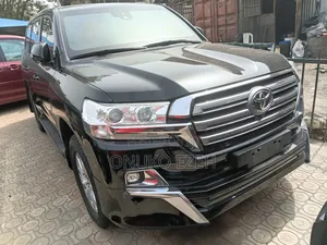 Toyota Land Cruiser 4.0 V6 GXR 2021 Black
