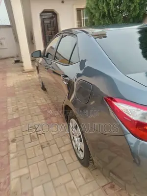 Toyota Corolla 2014 Green