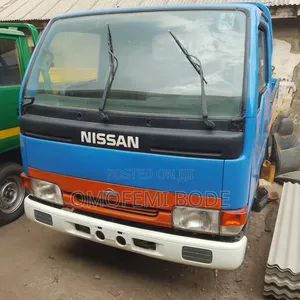 Nissan Cabstar Four Tyres Company Use Petrol Truck