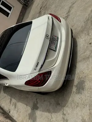 Mercedes-Benz C300 2015 White