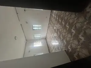 3bdrm Apartment in Osapa for rent
