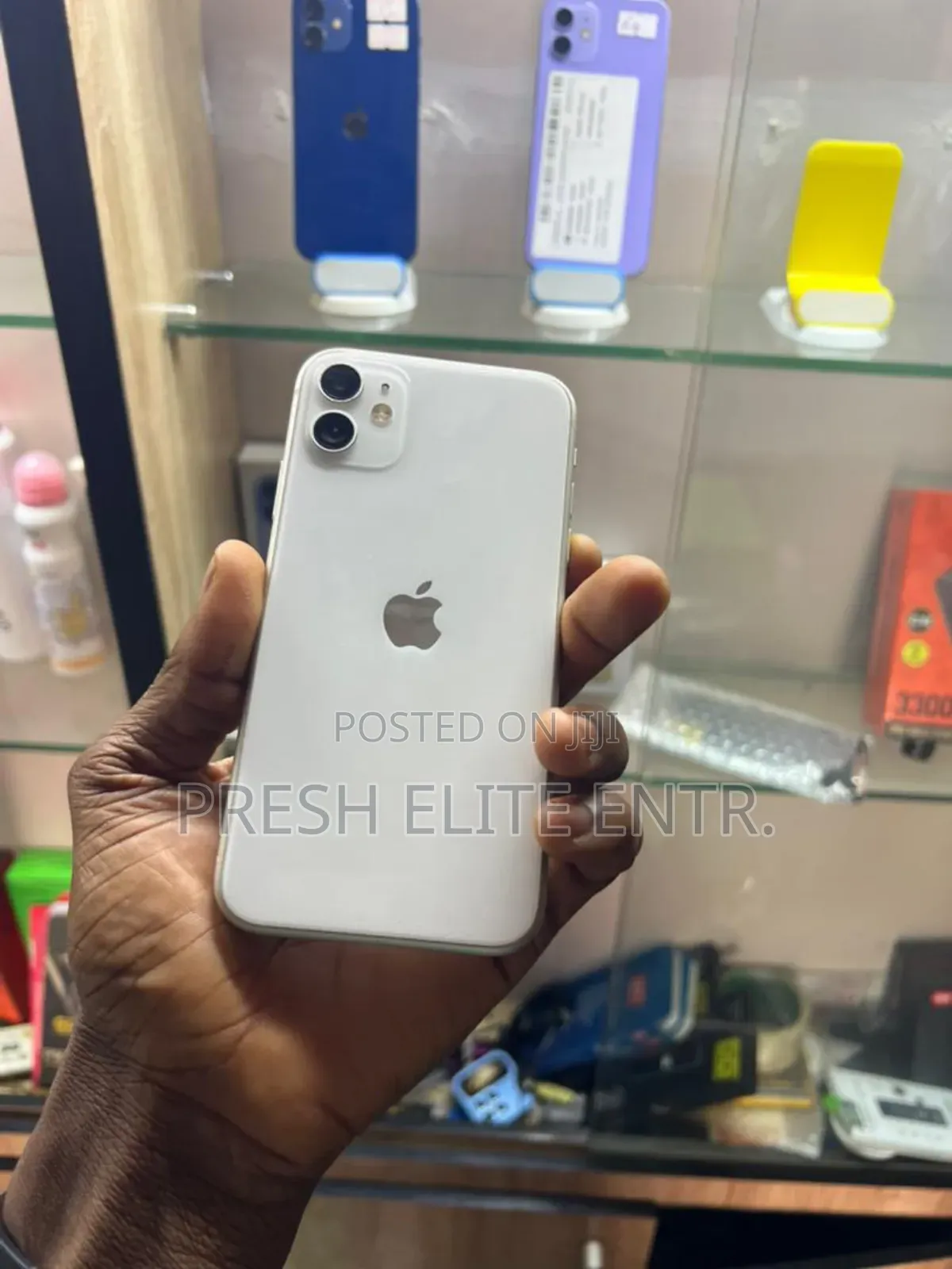 Apple iPhone 11 64 GB White