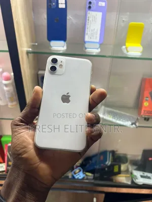 Apple iPhone 11 64 GB White