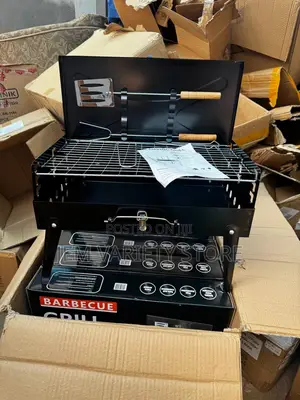 Barbecue Indoor and Outdoor Charcoal Grill With 2 Tong