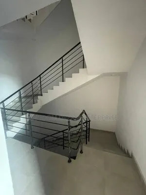 3bdrm Apartment in Lekki Phase 1 for rent