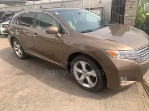 Toyota Venza LE 2009 Brown