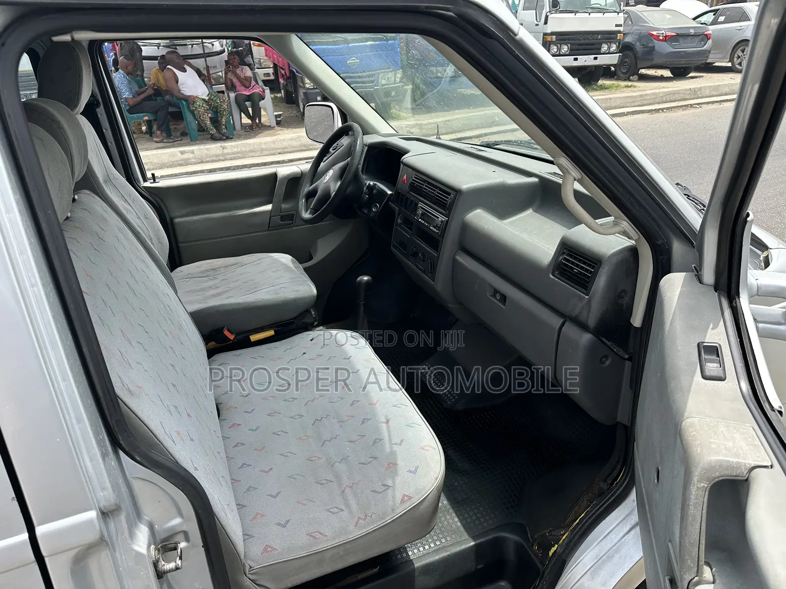 Volkswagen Transporter 2005 Grey
