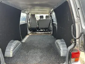 Volkswagen Transporter 2005 Grey
