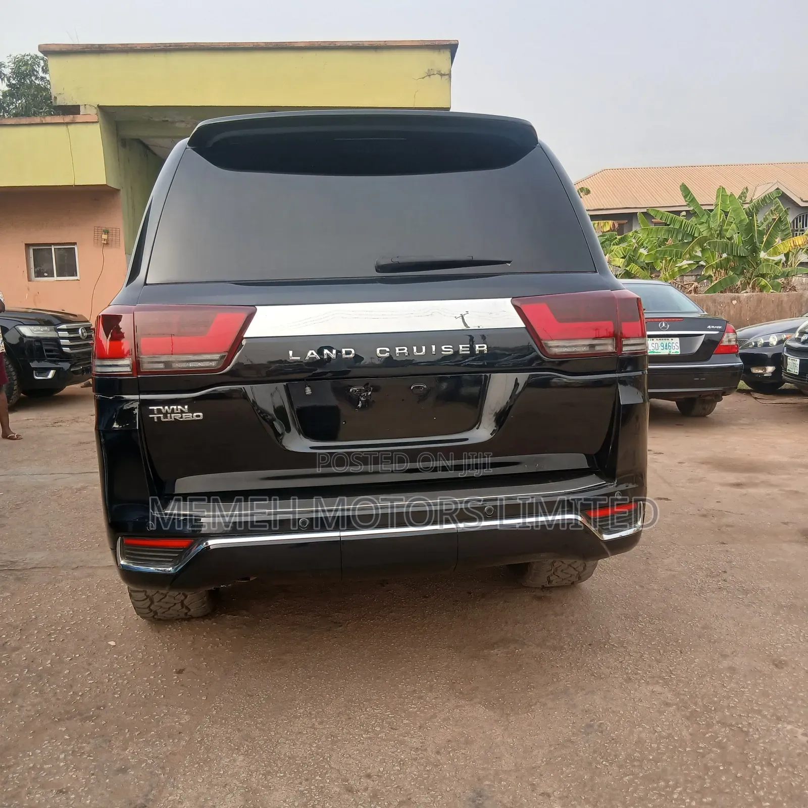 Toyota Land Cruiser 2012 Black