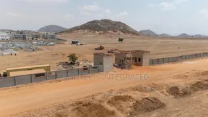 One Hectare At Aiben Hutu Resort, Lugbe District For Sale