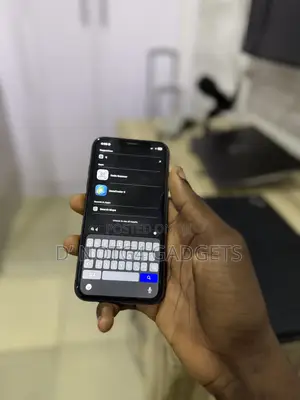 Apple iPhone 11 64 GB Black