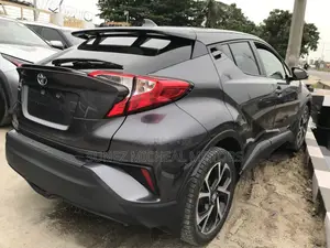 Toyota C-HR 2020 Gray