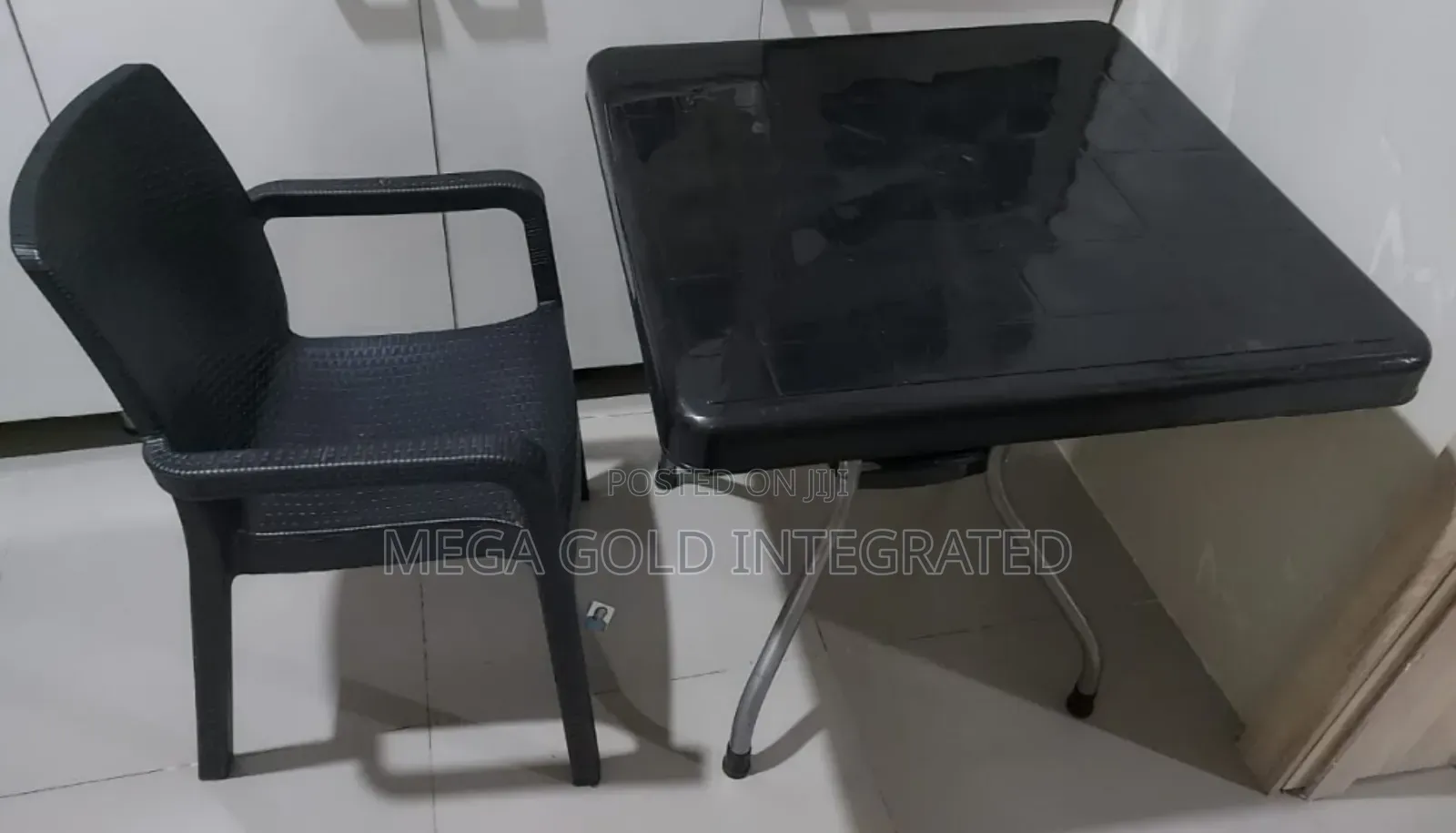 High Quality Plastic Table and Chair