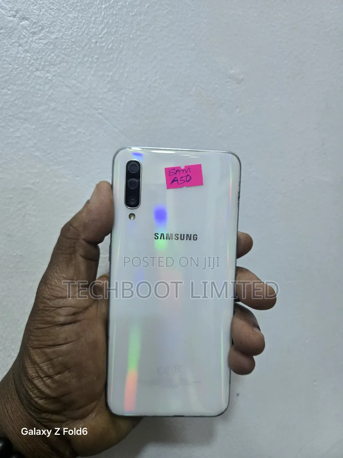 Samsung Galaxy A50 128 GB White