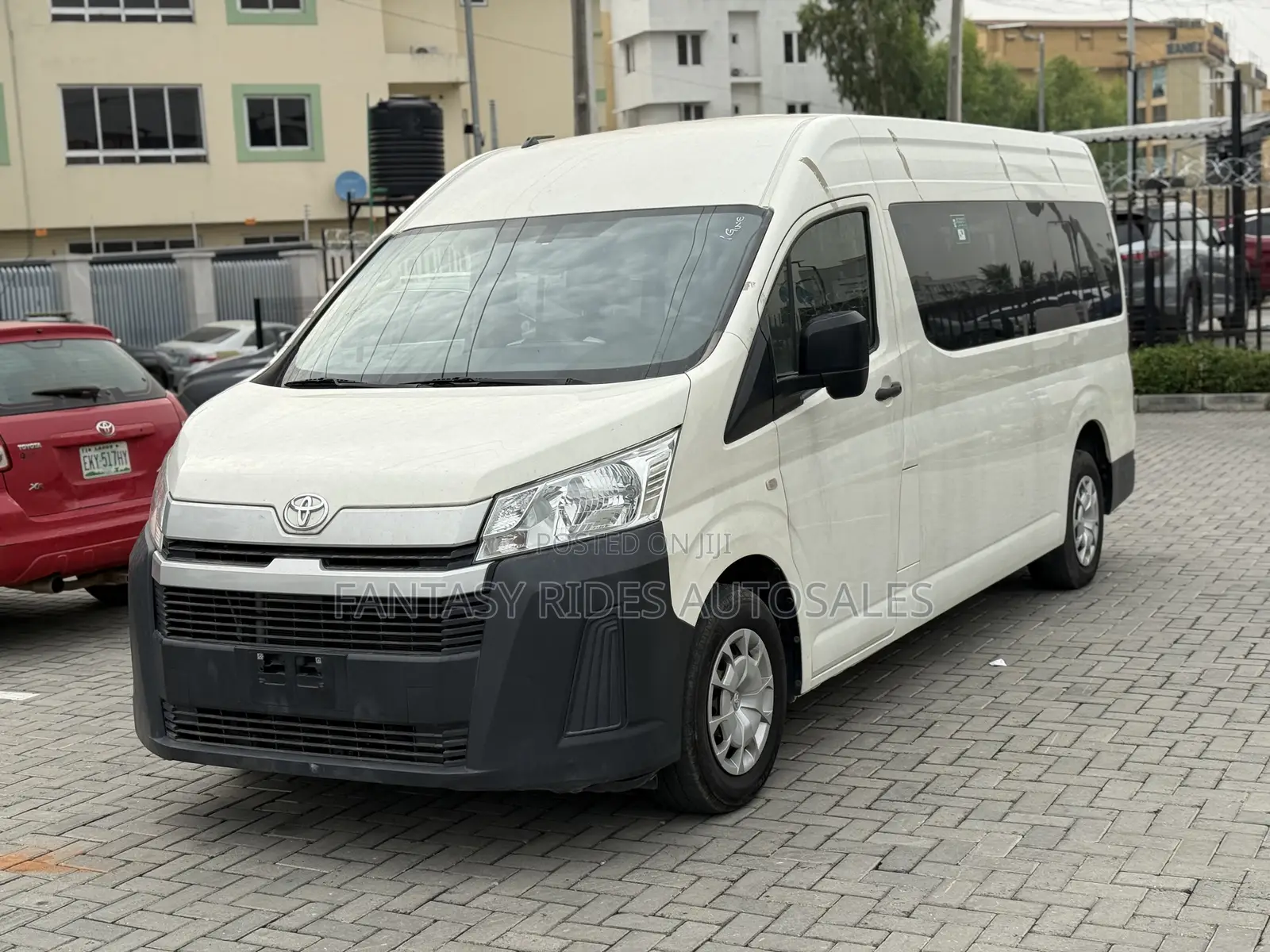 Toyota HiAce 2021 White