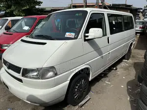 Volkswagen Transporter 2005 White