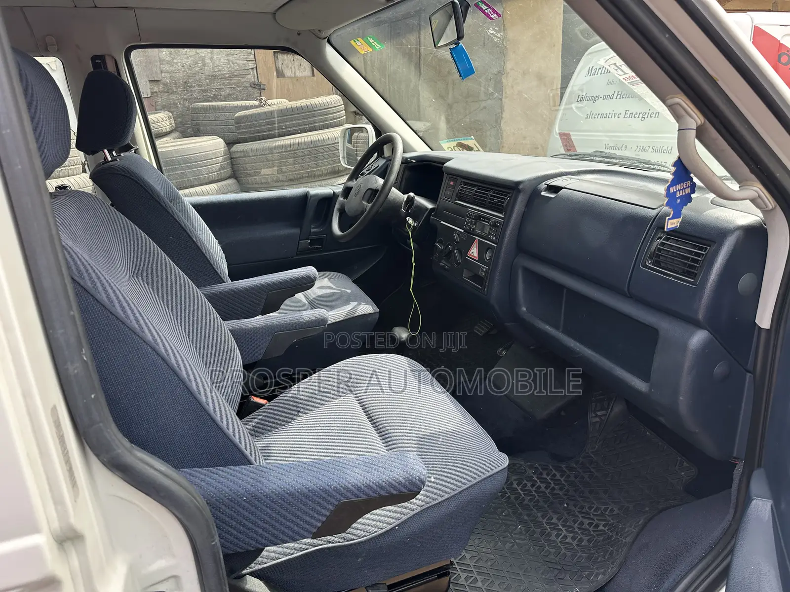 Volkswagen Transporter 2005 White