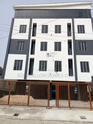 2bdrm Apartment in Ikate Lekki Lagos for sale