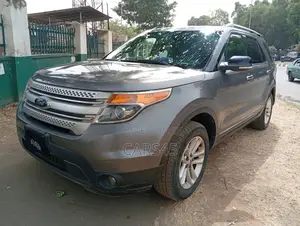 Ford Explorer 2014 Gray