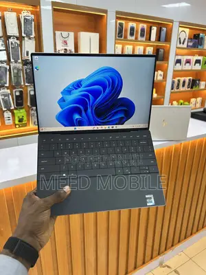 New Laptop Dell XPS 13 9320 32GB Intel Core i7 SSD 1T