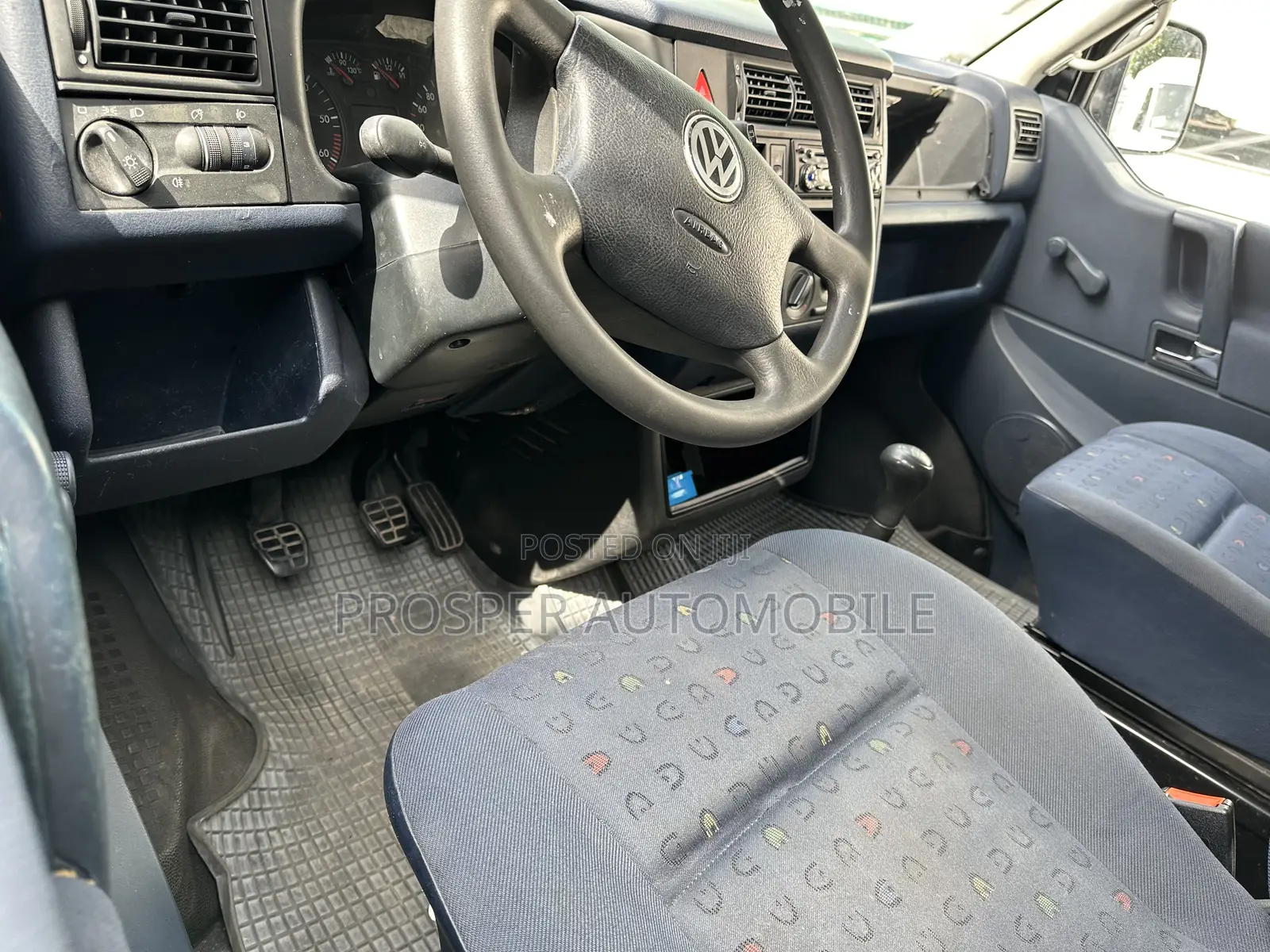 Volkswagen Transporter 2005 Black