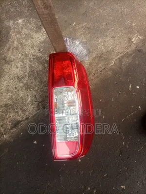 Back Light Nissan Frontier
