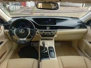 Lexus ES 350 FWD 2013 Red