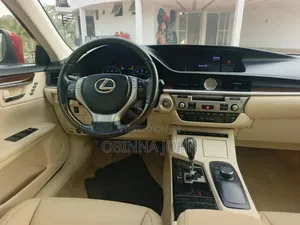 Lexus ES 350 FWD 2013 Red