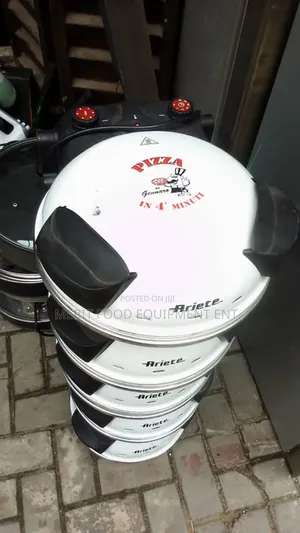 Pizza Maker