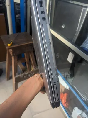 Laptop Dell Vostro 3500 8GB Intel Core i5 HDD 500GB