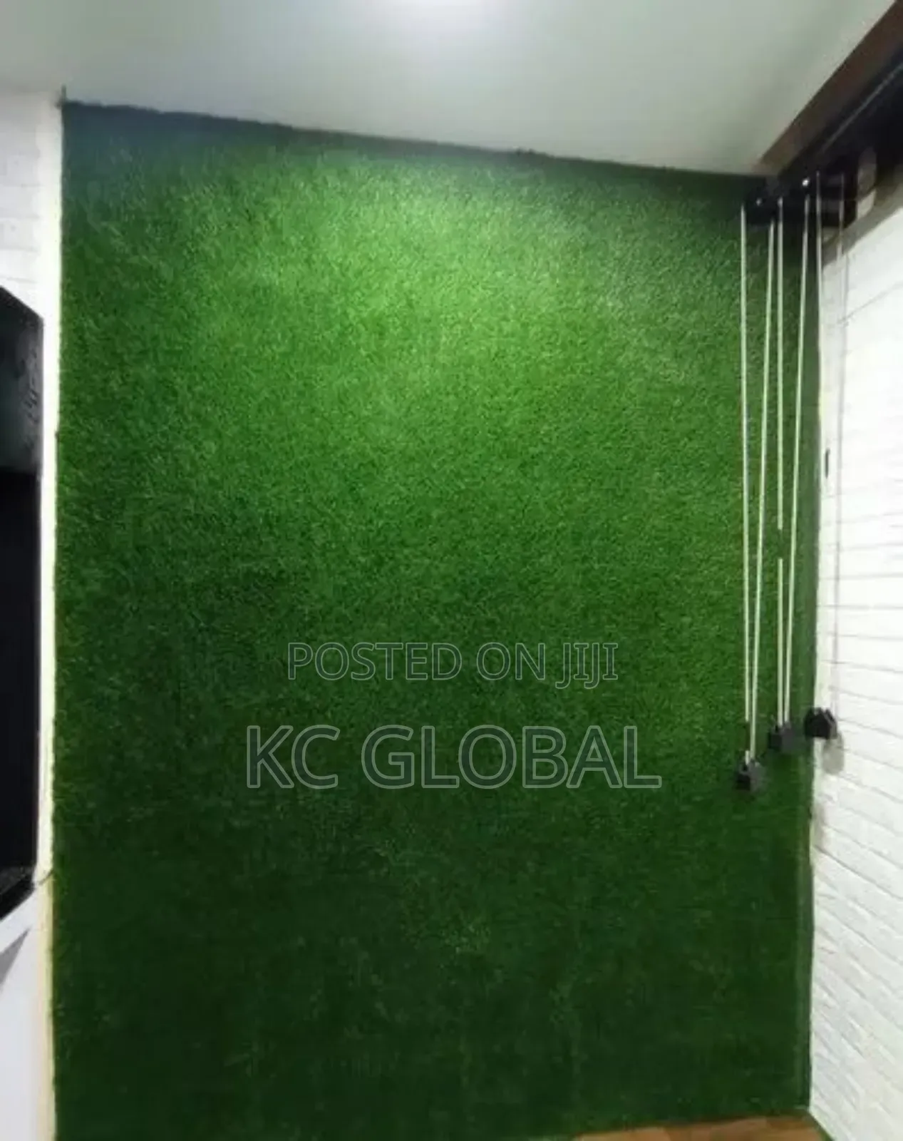 Artificial Grass Available for Outdoor Service