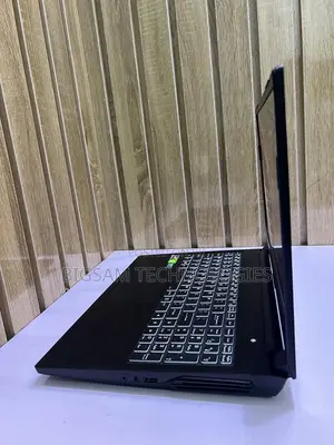 Laptop Gigabyte 16GB Intel Core i7 SSD 512GB