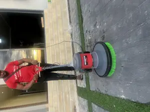 Scrubber Machine With Operator