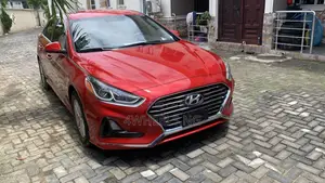 Hyundai Sonata Sport Sedan FWD (2.4L 4cyl 6A) 2017 Red
