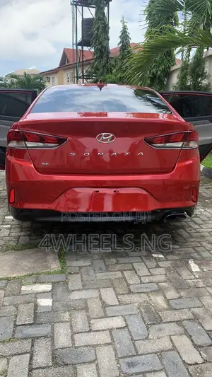 Hyundai Sonata Sport Sedan FWD (2.4L 4cyl 6A) 2017 Red