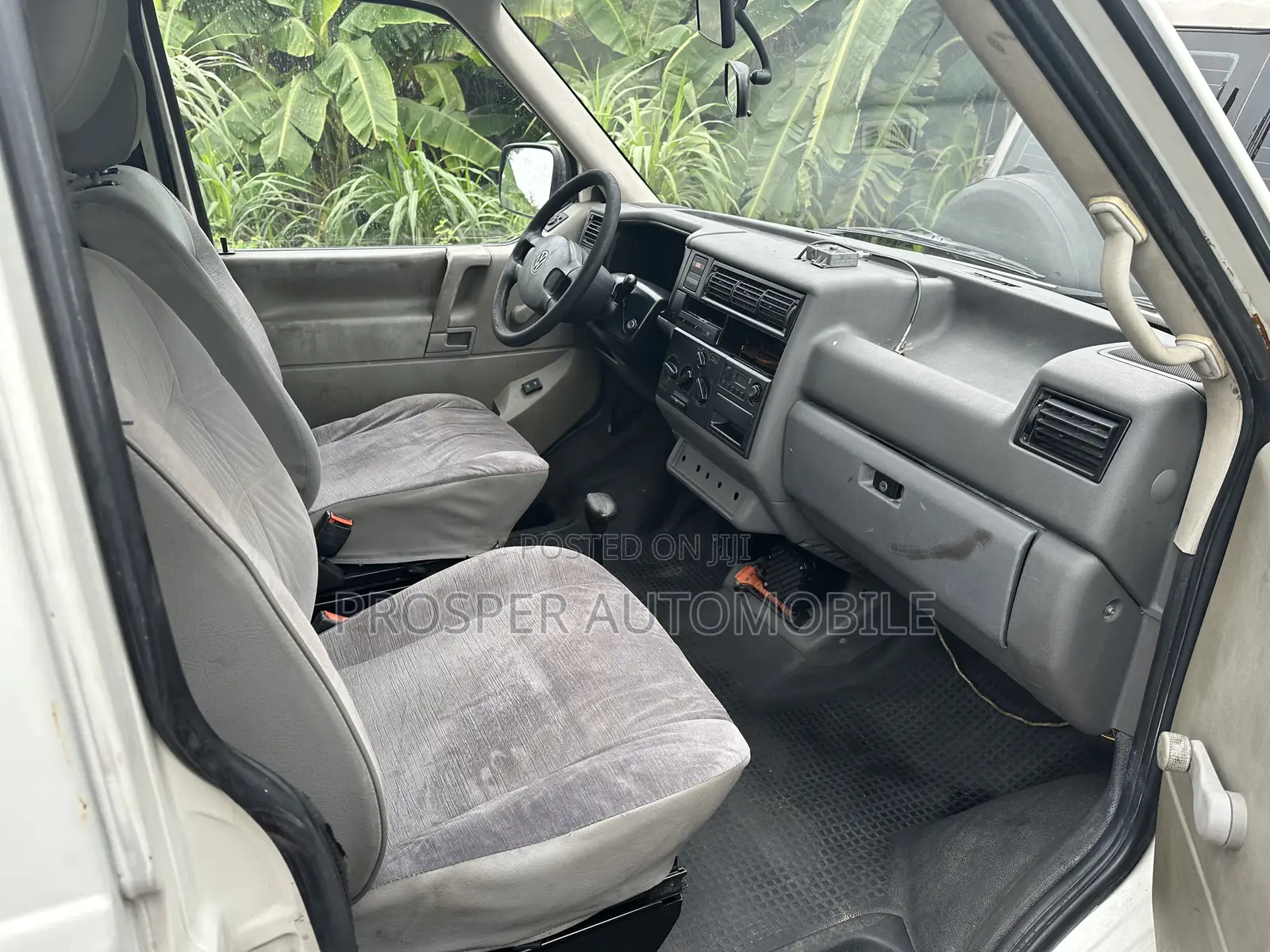 Volkswagen Transporter 2005 White