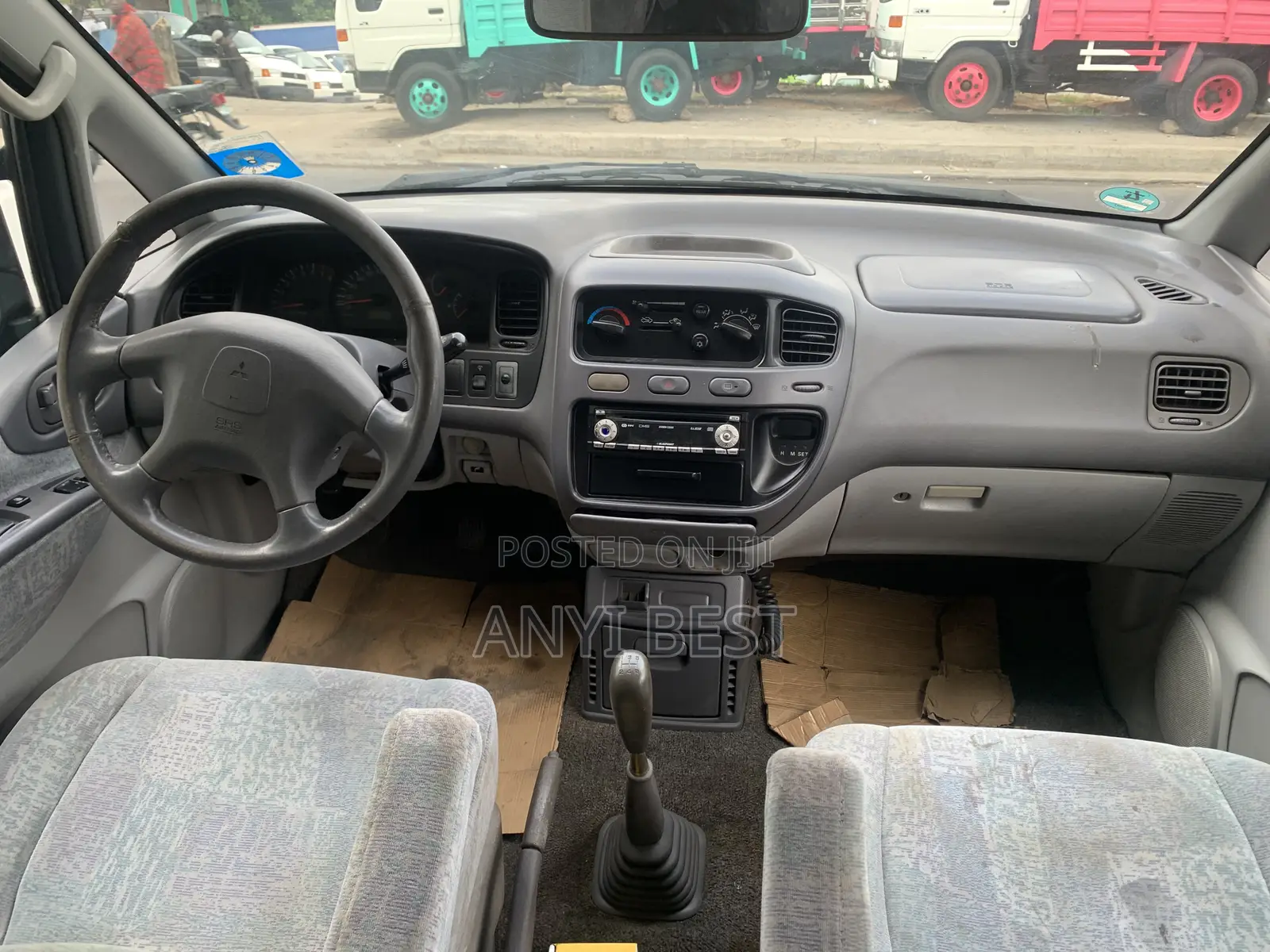 Mitsubishi Spacestar 2000 Blue