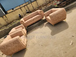 Brand New Set Of Sitting Room Sofa Couch.