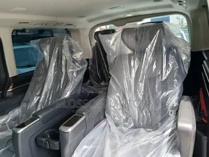 Toyota Granvia 2023 Black