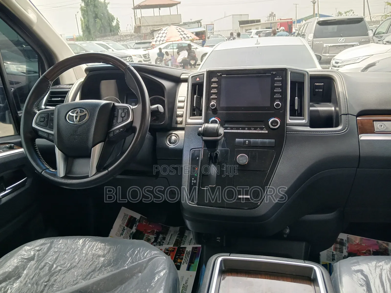 Toyota Granvia 2023 Black