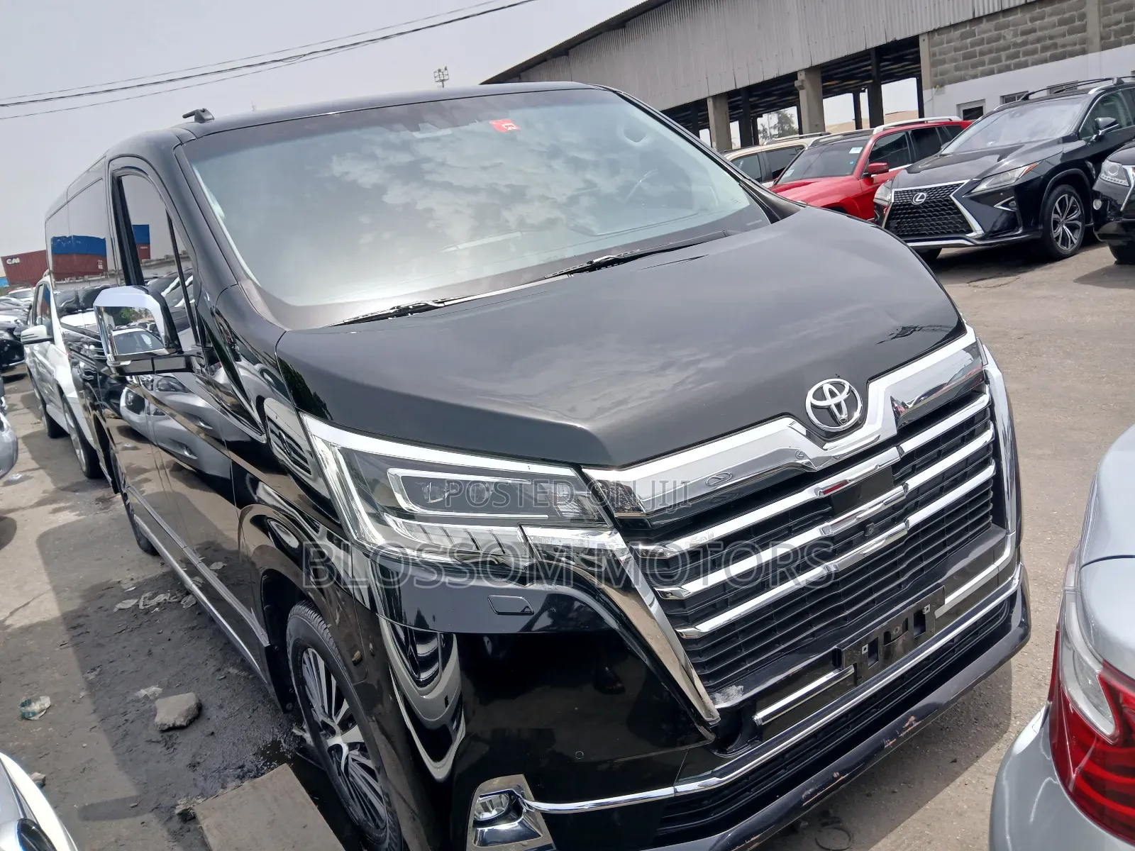 Toyota Granvia 2023 Black