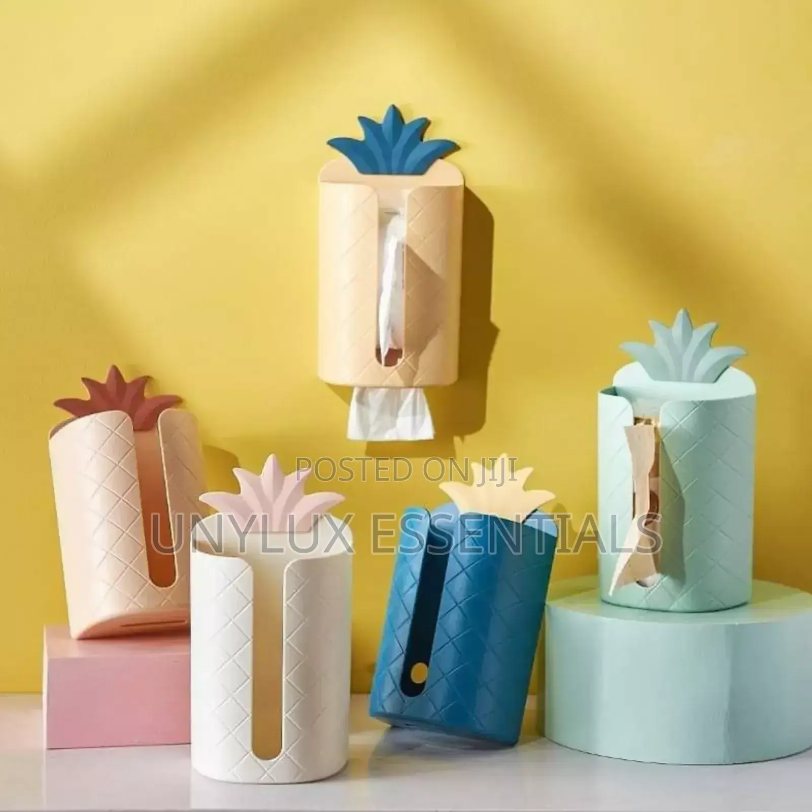 Tissue Holder