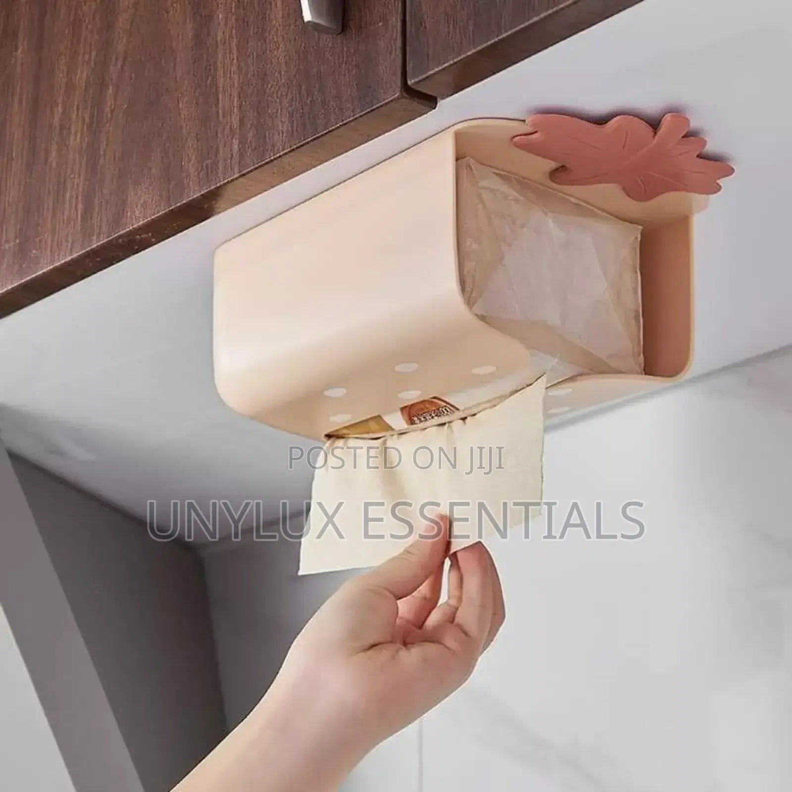 Tissue Holder