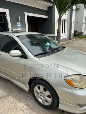 Toyota Corolla 2004 Silver
